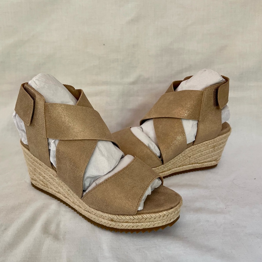 Eileen Fisher “Willow” Gold Leather Espadrilles 7.5